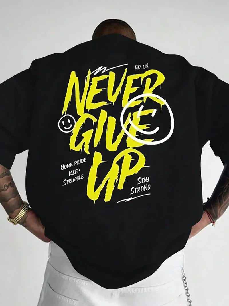 Men's Short-Sleeved T-Shirt, 100% Polyester Fabric, Printed with English Patterns, Fashionable Casual Round-Neck Top, Spring and Summer Outdoor Men's Clothing, Suitable for Wearing during 11 Holidays