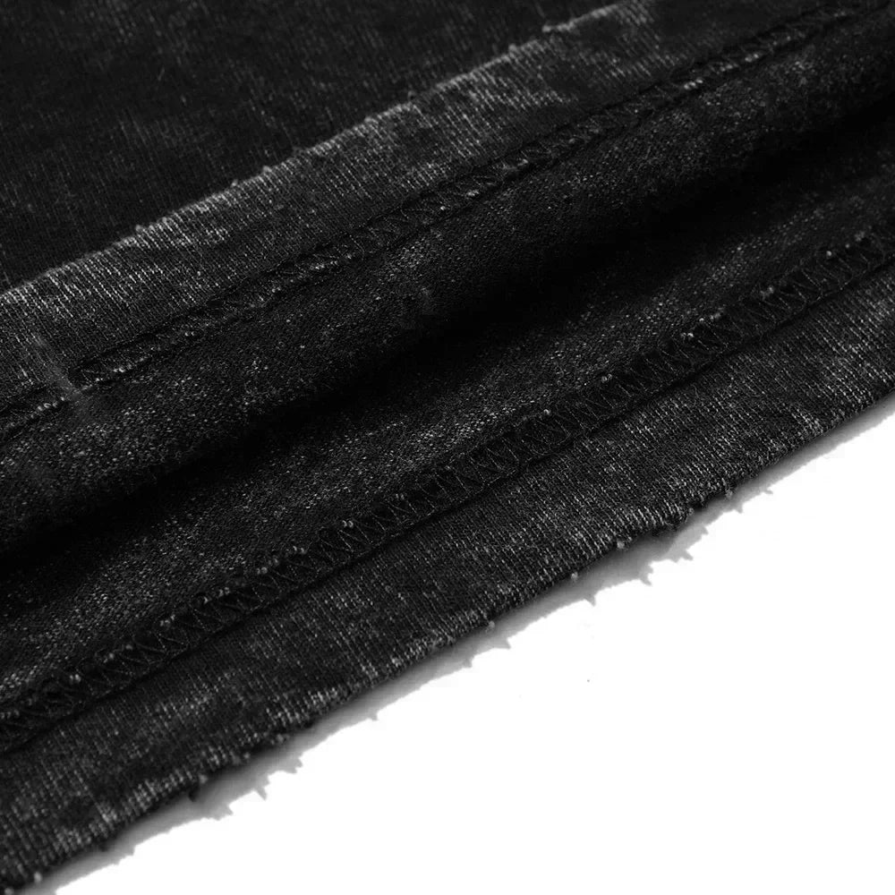 Men's Retro Streetwear T-shirt with Black and White Design, Regular Round Neck Style, Casual T-shirt